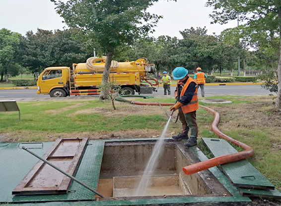 科尔沁右翼中化油池清理