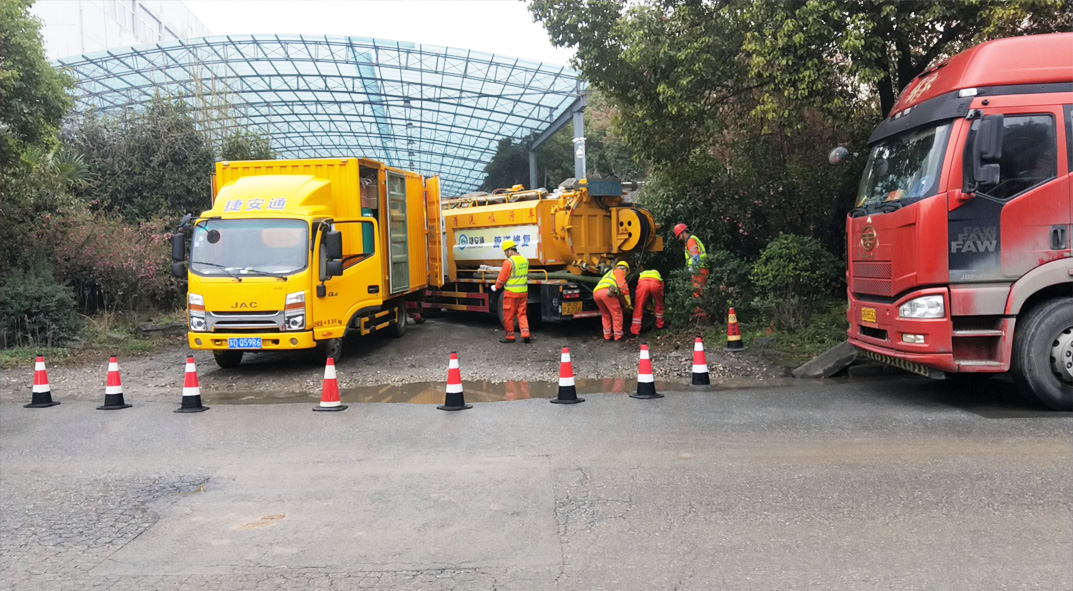 科尔沁右翼中成区雨污水管网“四位一体”检测疏通项目